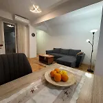 Alex * سكوبجي
